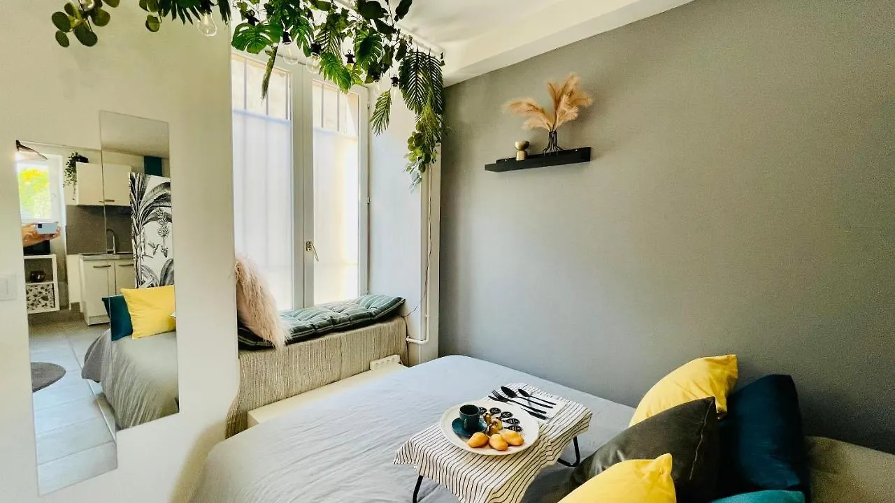 Studio Tropical Apartment Massy