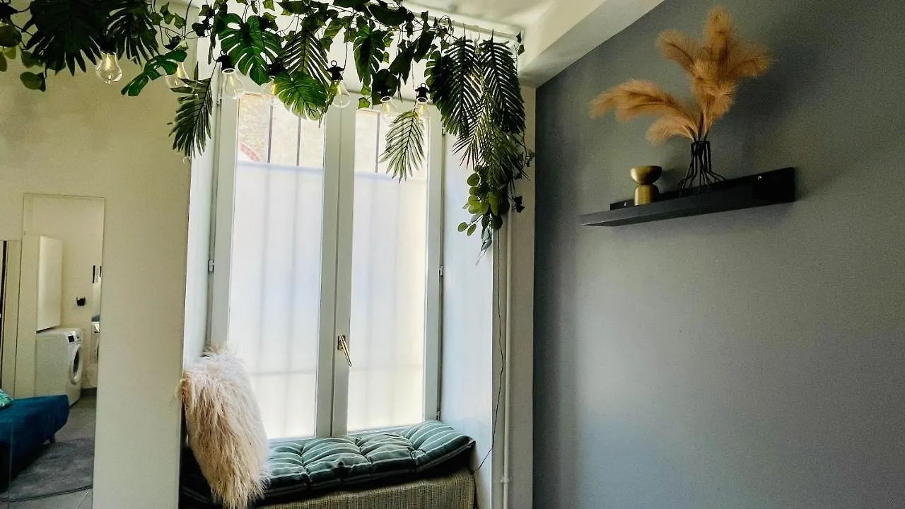 Studio Tropical Apartment Massy